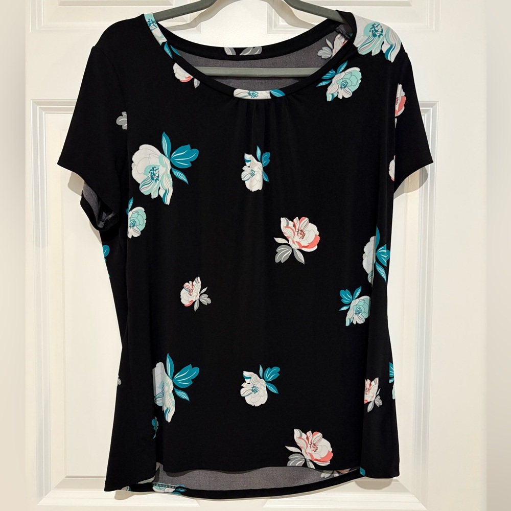 Worthington Black Fitted Blouse with Blue Accents